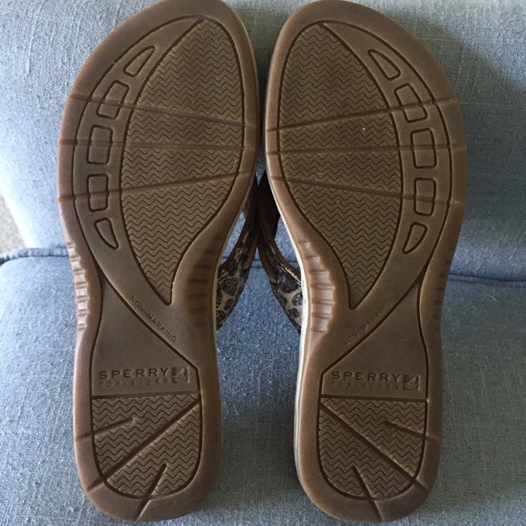 Sperry's - Picture 2 of 3