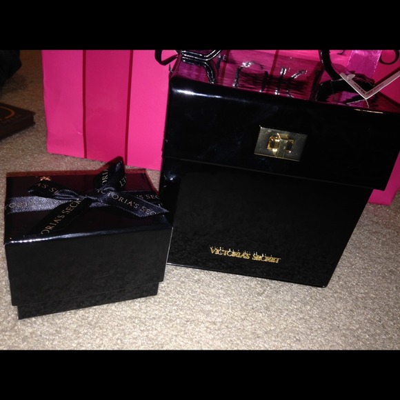 Victoria's Secret bundle