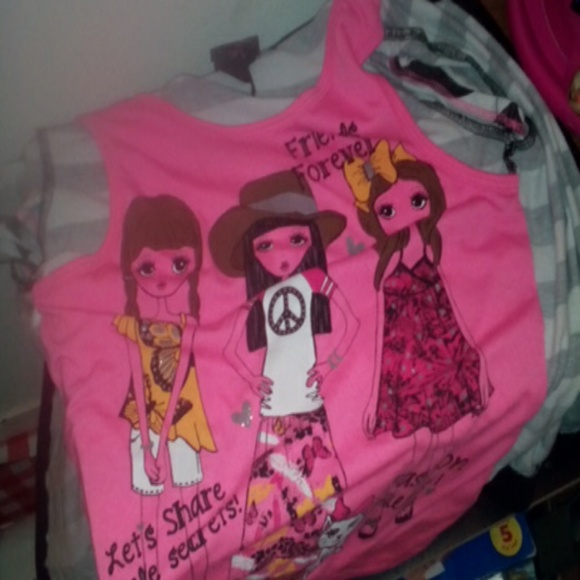 A X-Large shirt with a hoodie