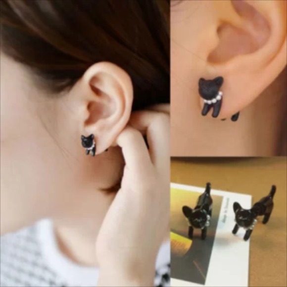 Boutique Jewelry - Black cat stud earrings