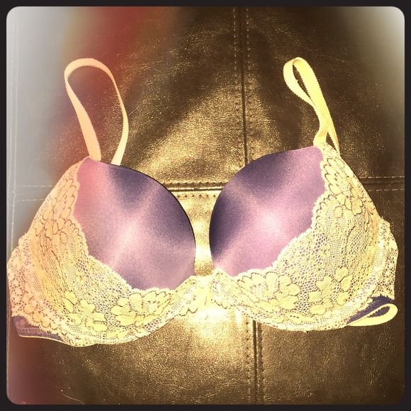 Beautiful Victoria's Secret bra