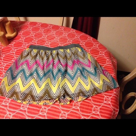 Chevron skirt