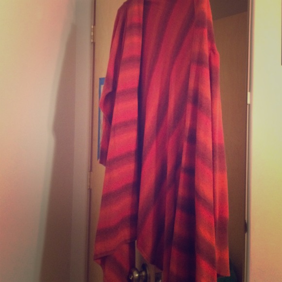 Long shall sweater