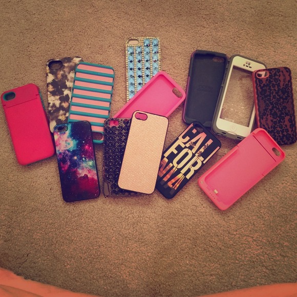 🚫🚫SOLD🚫🚫iPhone 5 / 5s cases 📲