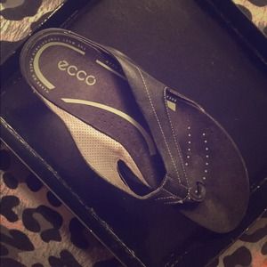 Ecco flip flops