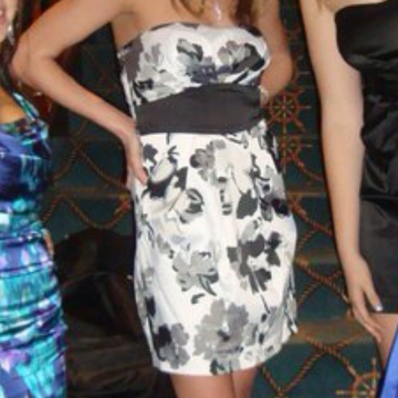Black/White Windsor dress