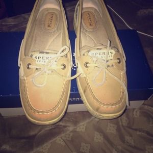 Angelfish linen/leopard sequin sperrys