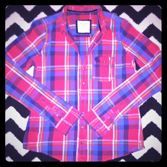 Abercrombie and Fitch plaid button up Women's M.