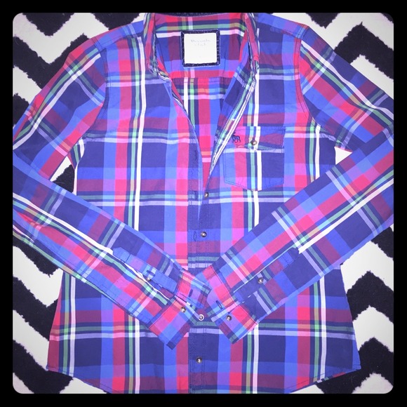Abercrombie and Fitch plaid button up Women's M.