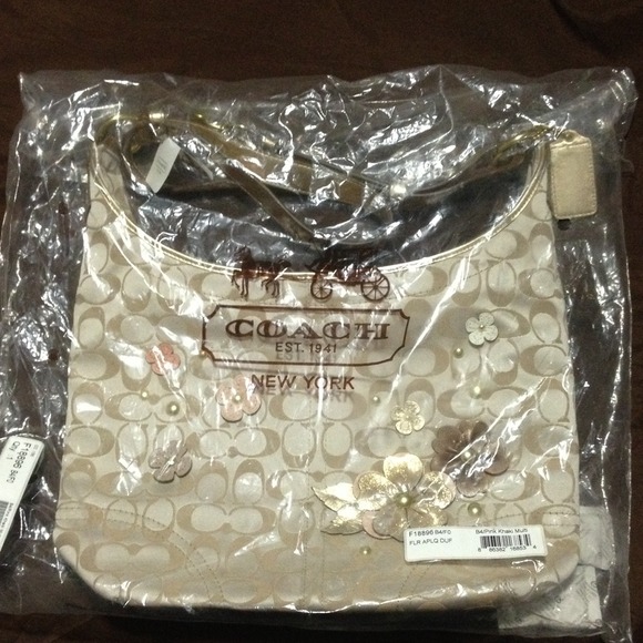 Coach Authentic pink Khaki