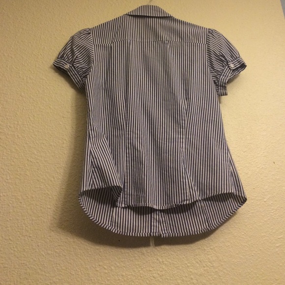 Forever 21! Button up shirt - Picture 4 of 4