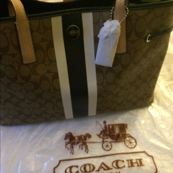 Brand NEW!! Original Coach Tote