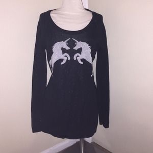 Extra long twin unicorn sweater - Macy's Sz. Med