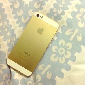 iPhone 5s gold