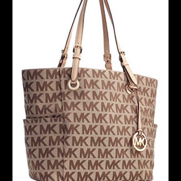 Hand bag