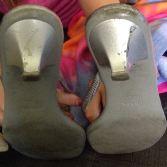 Prada kitten heels - Picture 3 of 3