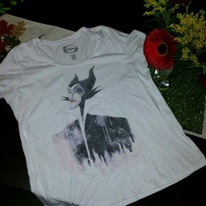 🚫 SOLD 🚫 Maleficent Disney top