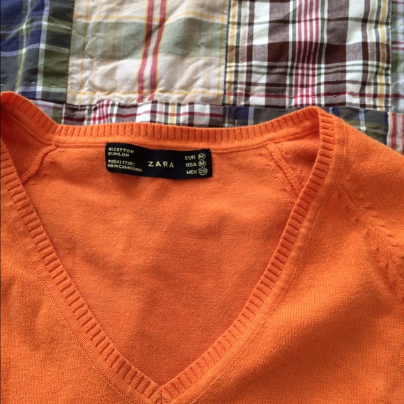 Zara sweater - Picture 2 of 3