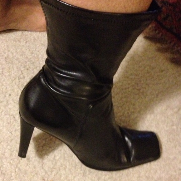 j. Jones Boots - Bundle - Stylish black boots/zebra print dress