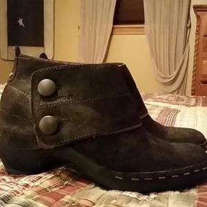 ¥¥¥¥¥SOLD ¥¥¥¥ Women's Merrell shoes.