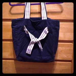 Aeropostale tote bag