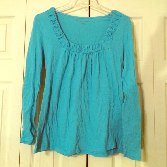 Womens long sleeve shirt