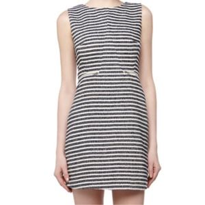 FINAL MARKDOWN ‼️ Navy and white striped dress