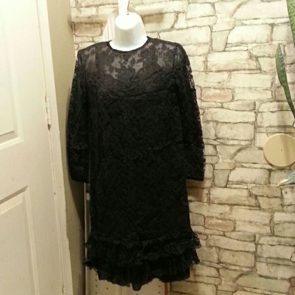 Chantilly Lace sheath