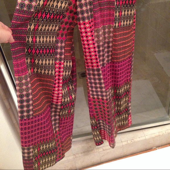 Jump suit - Picture 2 of 2