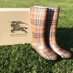 AUTHENTIC BURBERRY RAINBOOTS
