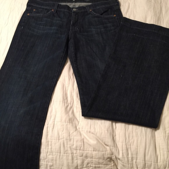 🎉Reduced🎉 7 for all mankind Dojo Flare size 31