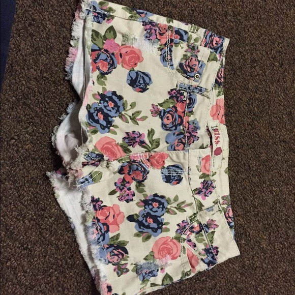 Floral print shorts