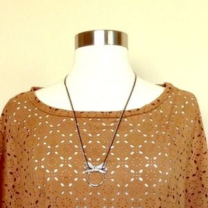 Silver Oversized Bow Necklace