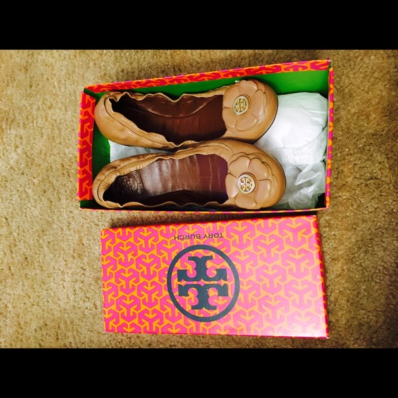 Authentic Tory Burch chelsea
