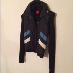 Puff Jacket with Sweater Sleeves