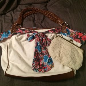 BUNDLE!! White purse and lace clutch