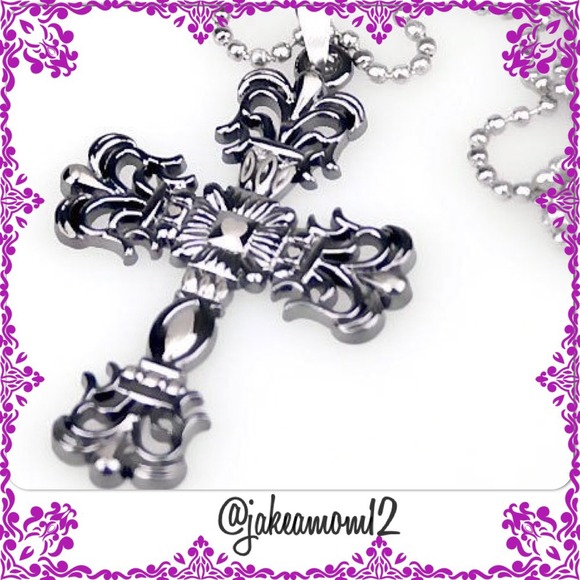 Jewelry - ❄️BOGO1/2OFF❄️Stainless Steel cross