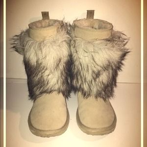American Eagle Fur Boots