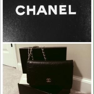CHANEL classic handbag