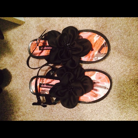 Doll House big flower sandal