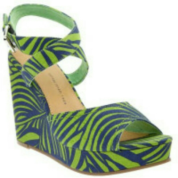 Gap wedge sandals