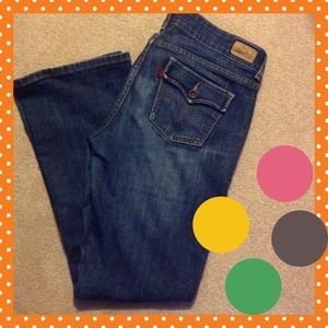 LEVI's slender boot cut 10 jeans