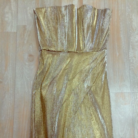 Alice & Olivia strapless gold dress