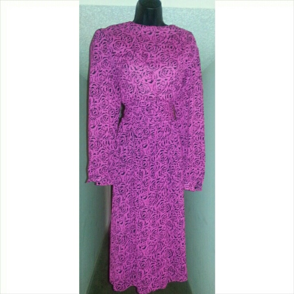 *SOLD IN BUNDLE* Pink & Black Vintage Dress