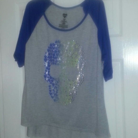 Skull shirt