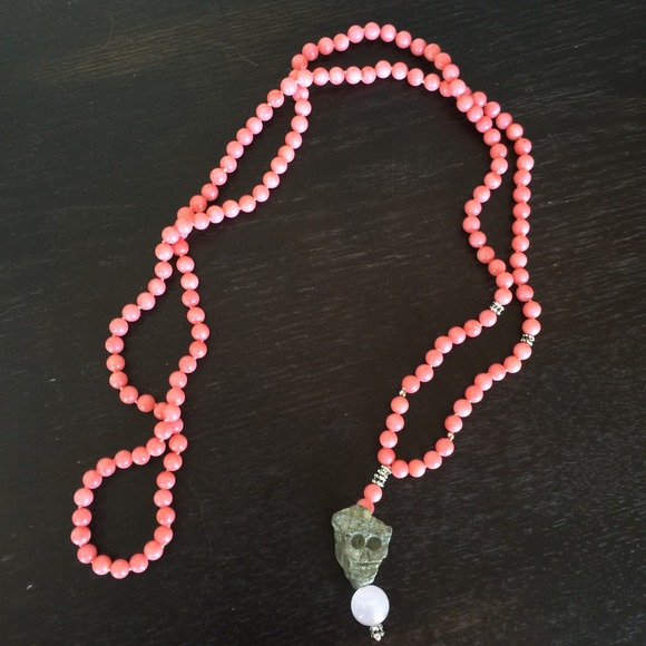 NWOT 36" Coral, Pyrite & Quartz Necklace - Picture 2 of 3