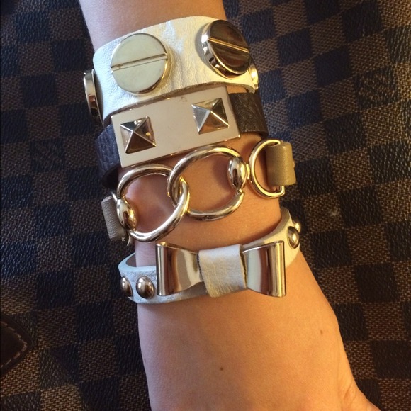 Leather buckle bracelets