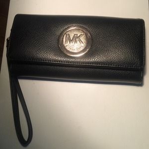 Michael Kors Black Fulton Carryall Clutch/ Wallet