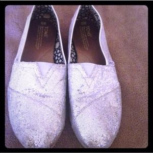 TOMS in silver glitter