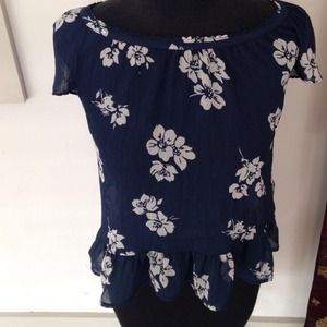 Navy blue & white Hawaiian blouse 😃